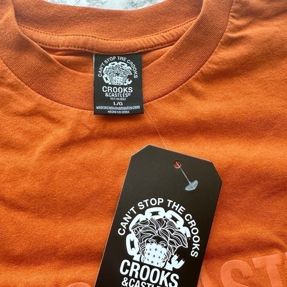 NWT Crooks & Castles Logo Tee in Burnt Orange - Picture 6 of 6